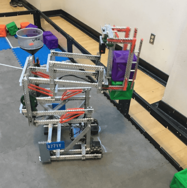 The robot (creatively nicknamed 'Cube Bot').